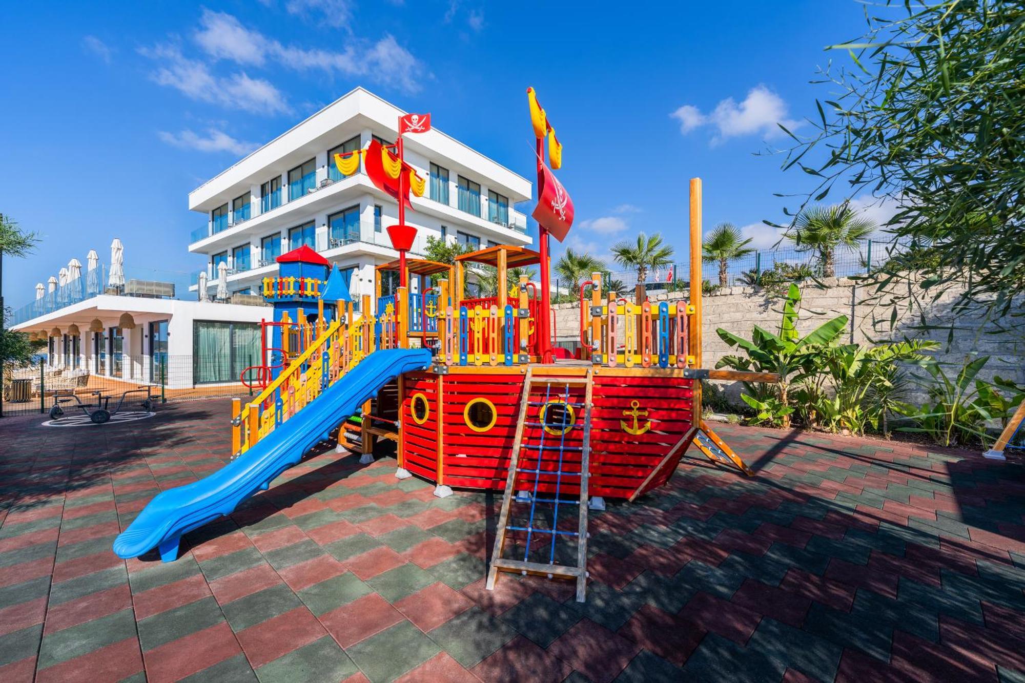 Blue Sea Karpasia Hotel Rizokarpaso Zewnętrze zdjęcie